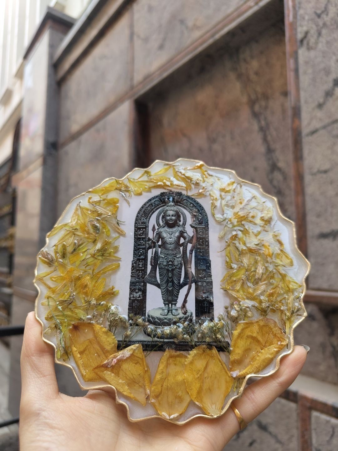 BLOOMING DEVOTION – LORD RAM FRAME