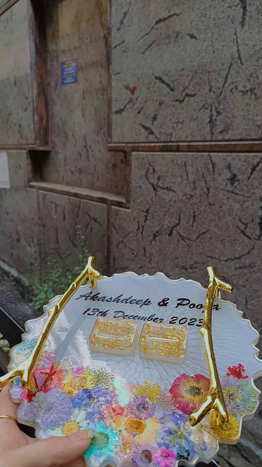 FLORAL-THEMED ENGAGEMENT PLATTER