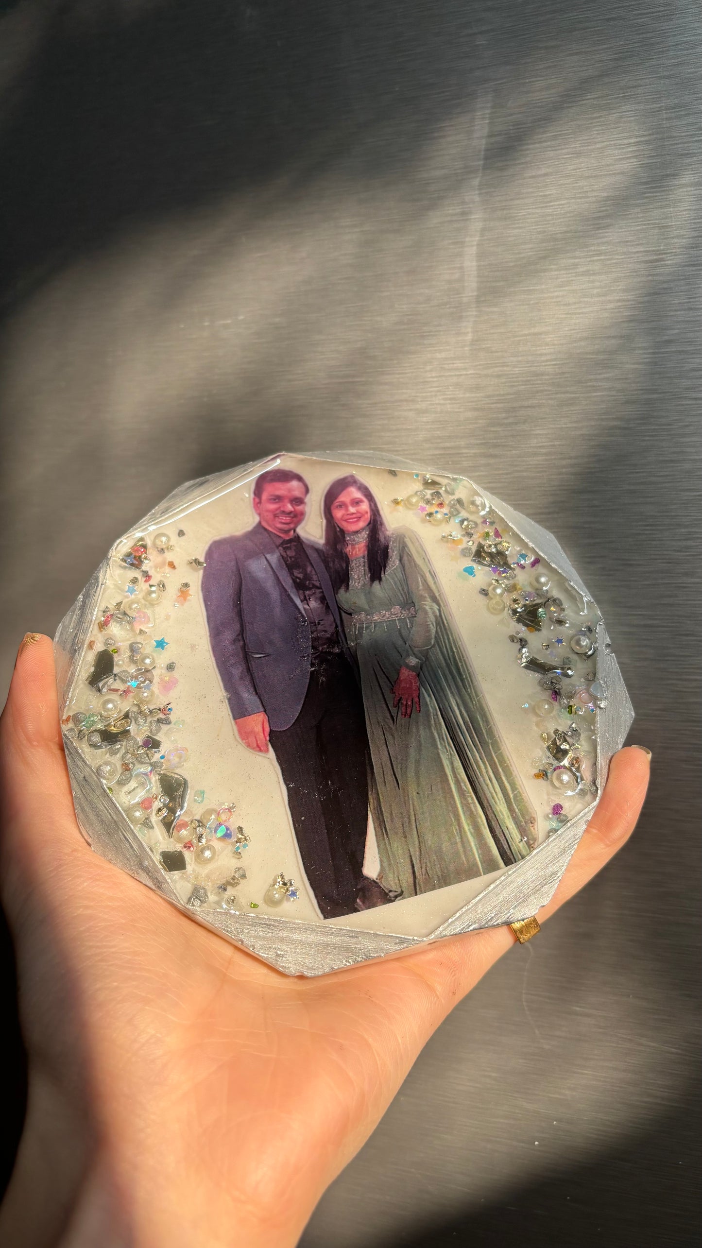 5" COUPLE RESIN FRAME