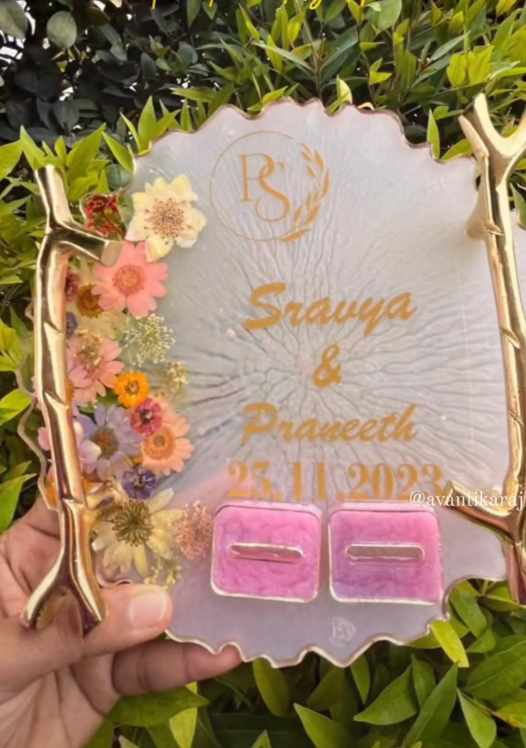 FOREVER PLATED - A RESIN TRAY FOR EVERLASTING BEGINNINGS