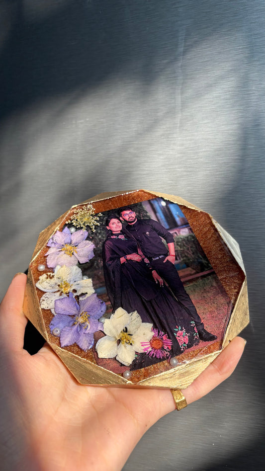 MEMORY IN BLOOM - A 5' INCH FLORAL HUG FOR YOUR FAVORITE ONES