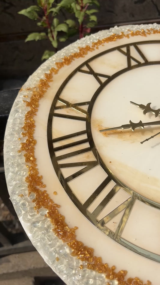 LUXE 16' INCH CRYSTAL MARBLE CLOCK