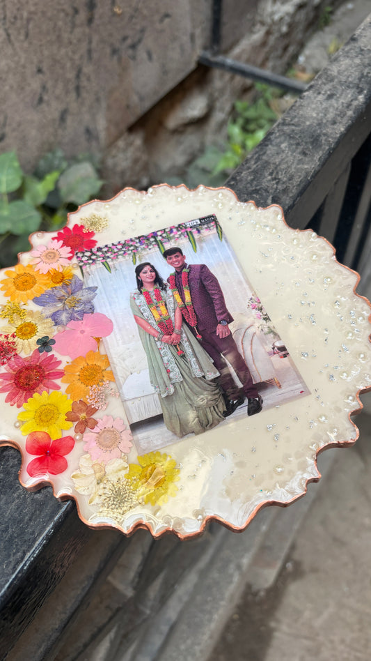 8 INCH ASYMMETRIC LOVE STORY FRAME