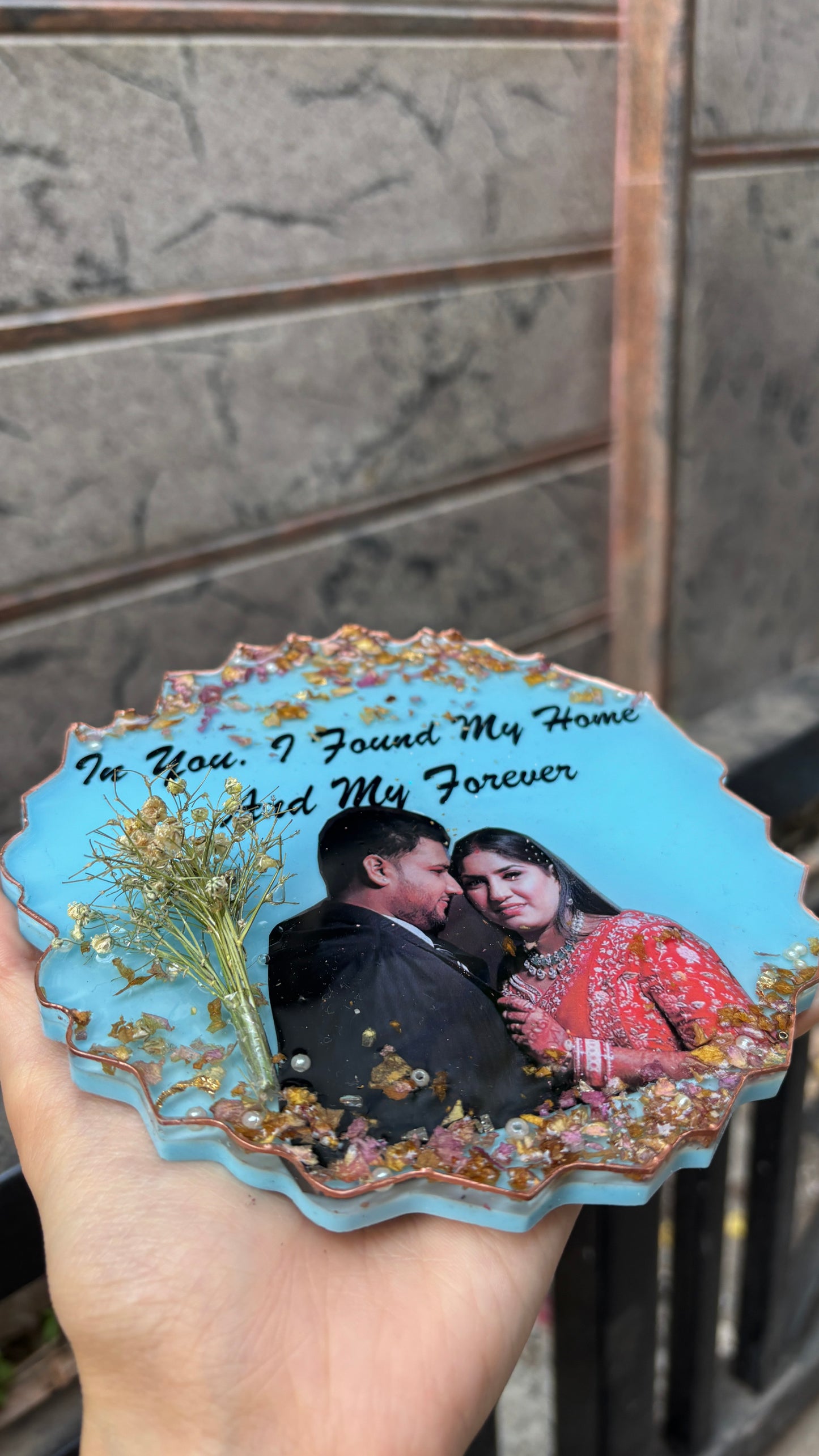 LOVE CAPTURED IN FRAME