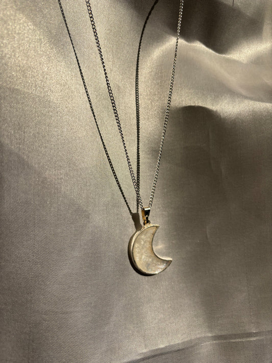 LUNAR GLOW PENDANT