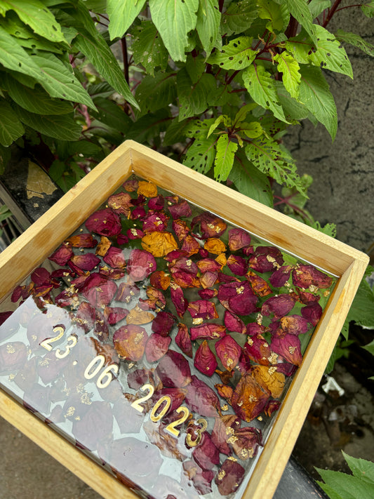 THE LOVE PETAL WOODEN TRAY
