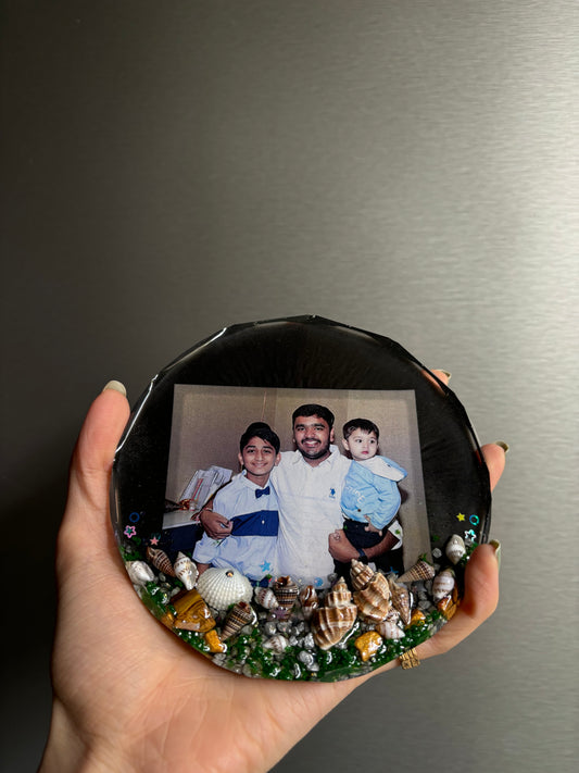 5’ INCH SHORES OF SMILES FRAME