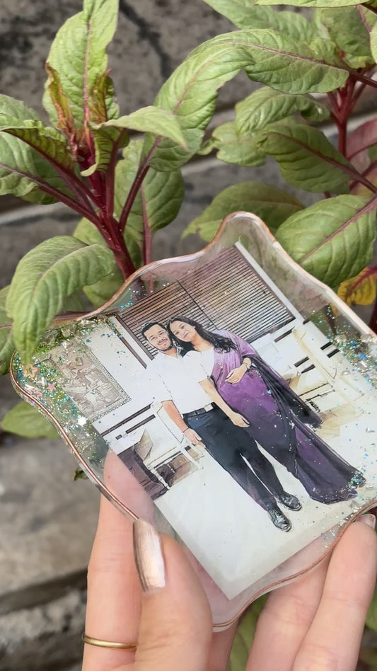 4' INCH TRANSPARENT PHOTO FRAME