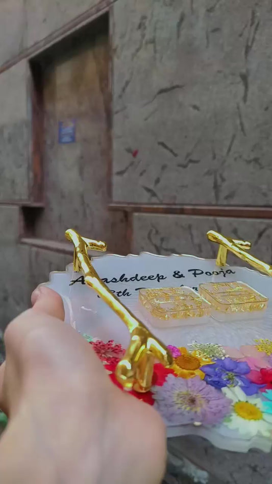 FLORAL-THEMED ENGAGEMENT PLATTER