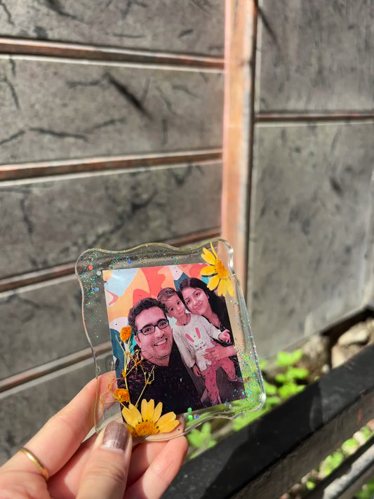 4’ INCH TRANSPARENT PHOTO FRAME